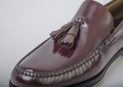 Mocasín Sebastian con Borlas Burdeos